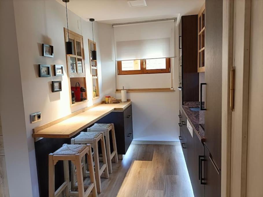 Espectacular Y Acogedor Apartamento Con Todas Las Comodidades Биескас Екстериор снимка