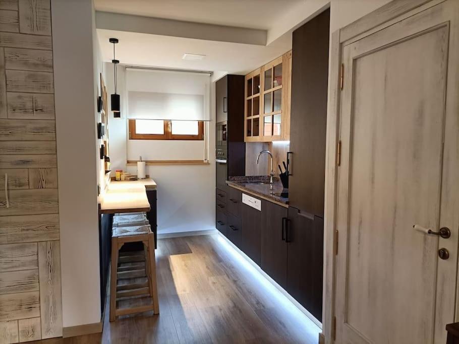 Espectacular Y Acogedor Apartamento Con Todas Las Comodidades Биескас Екстериор снимка