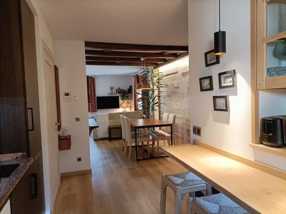 Espectacular Y Acogedor Apartamento Con Todas Las Comodidades Биескас Екстериор снимка