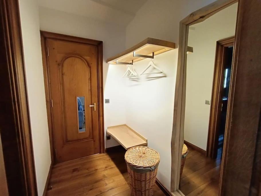 Espectacular Y Acogedor Apartamento Con Todas Las Comodidades Биескас Екстериор снимка